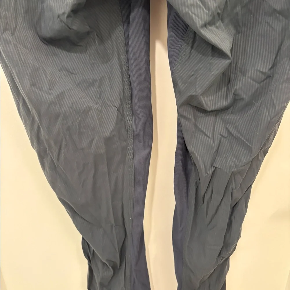 Lululemon Dance Studio Pant III Size 6 - Picture 9 of 14